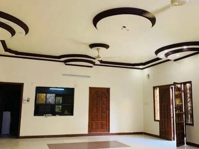 Single Story House For Sale 400 Sq Yard West Open Karachi Gulshan e Iqbal Town ID 95639