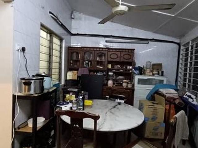 Single story house in tmn kota cheras for sale