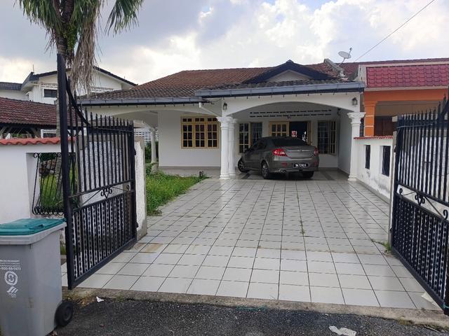 Single Story SemiD for Sell