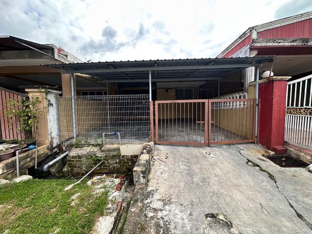 Single Story terrace house at Taman PermataUlu Klang near Giant