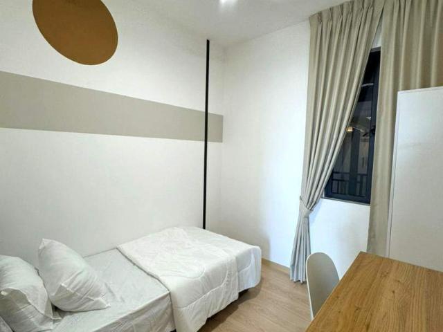 Single room. 7min to KTM Taman Wahyu