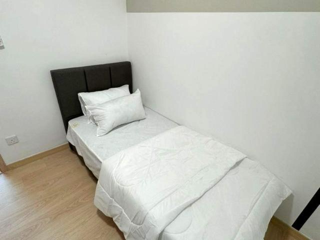 | Single Room. 7min to KTM Taman Wahyu