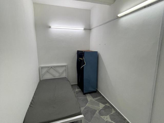 Single Room 10min to One Utama mall room