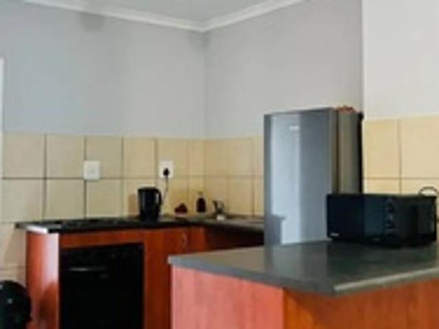 Single room to Rent in a 2 Bedroom Apartment