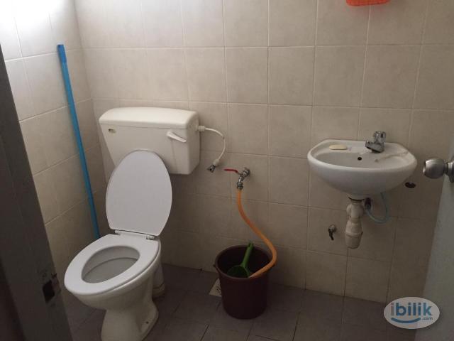 Single Room Untuk Di Sewa Area Hospital Sungai Buloh, Uitm