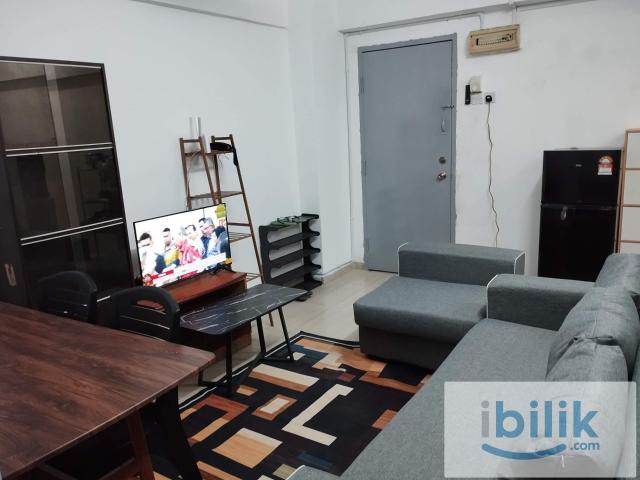 Single Room walking distance to MRT & KTM Muslim MALE only