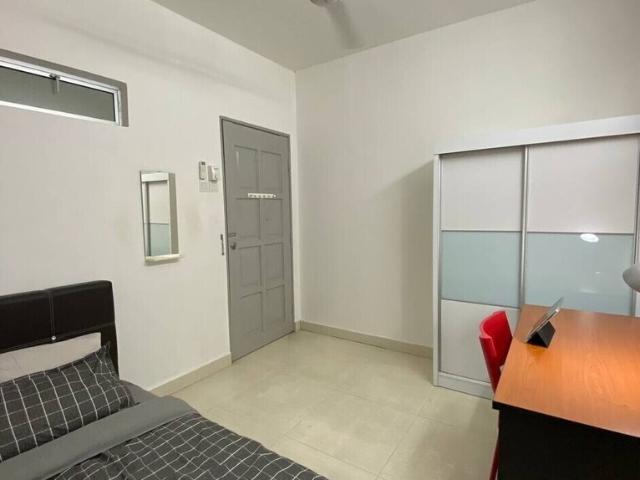 Single Room with Attached Bathroom for rent!Convenient Place to Stay