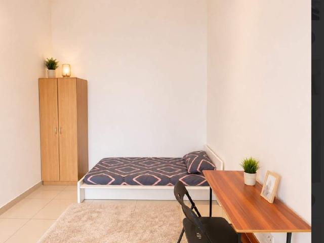 single room with aircond