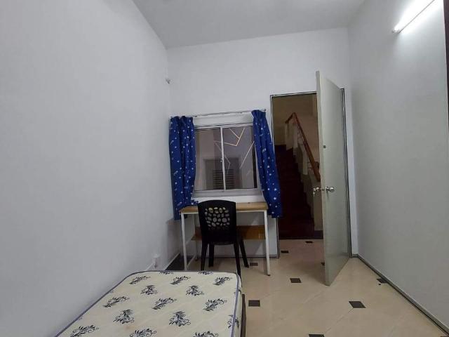 Single Room with Aircond@ Subang Bestari Landed house, near to HELP Uni Subang 2