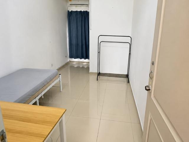 Single Room with Private Bathroom @ Botanic ❤️ | Near AEON Mall Bukit Tinggi & GM Klang