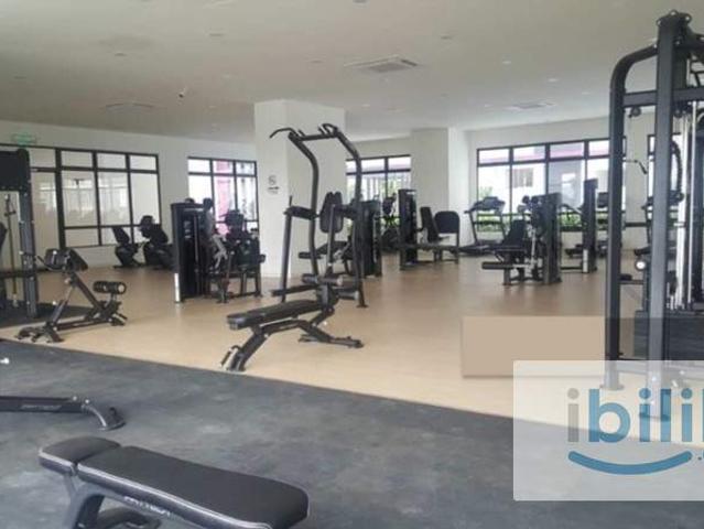 Single room with shared bathroom @ Casa Green Residensi Hijauan @bukit jalil muhibbah lrt station five minutes