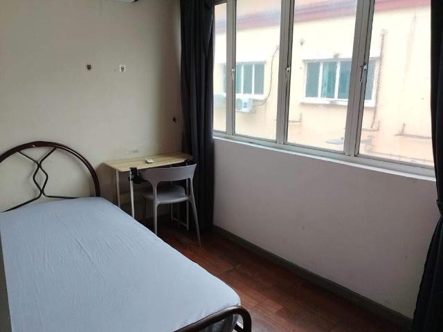 Single Room with Window attached Bathroom @ Jalan Rimbunan Raya near MRT2 Kepong Baru, Kepong, KL
