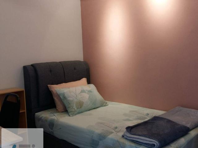 Single Room ALL FEMALE House at The Greens @ Subang West/Residensi Hijauan, Shah Alam Seksyen 22