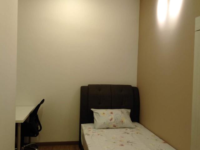 Single Room, All Females House at The Greens @ Subang West, Residensi Hijauan, Seksyen 22 Shah Alam