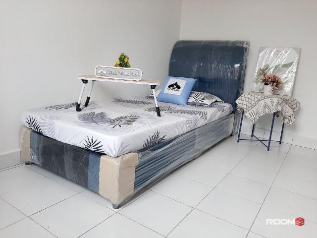 Single Room at Taman Bukit Serdang [ Deposit] Seri Kembangan Bilik Sewa Seri Kembangan [LRT/ MRT/ KTM]