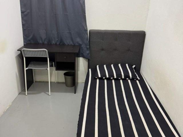 Single room at taman miharja landed house fully furnished for rent