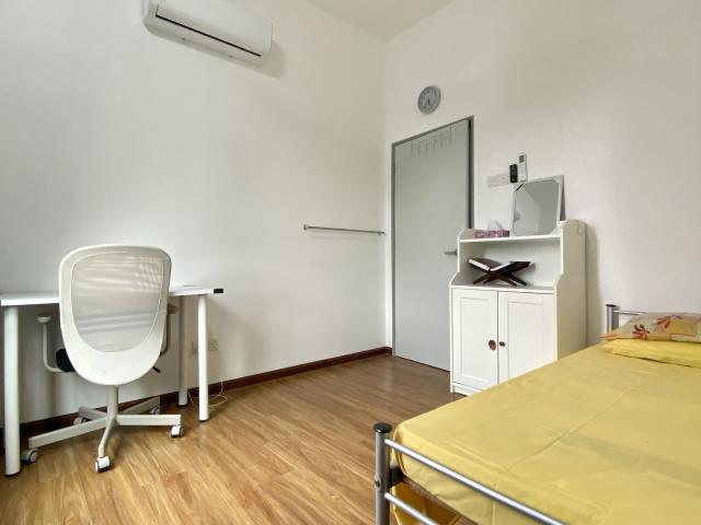 Single Room at Armani Residence Bukit Lanjan [Female Unit inc Utilities]