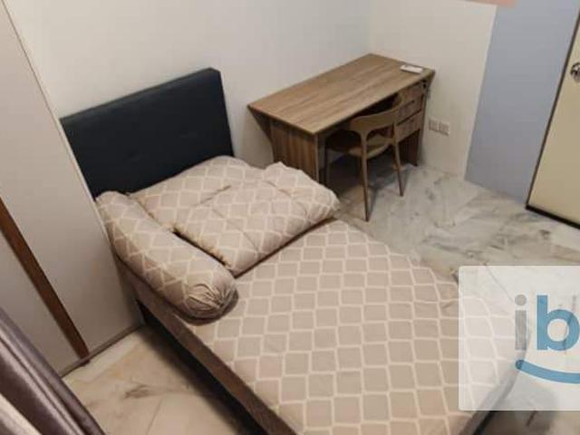 Single Room at Awana Puri Free WiFi Walking to MRT