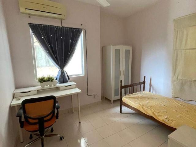 Single Room at Bandar Puteri Puchong