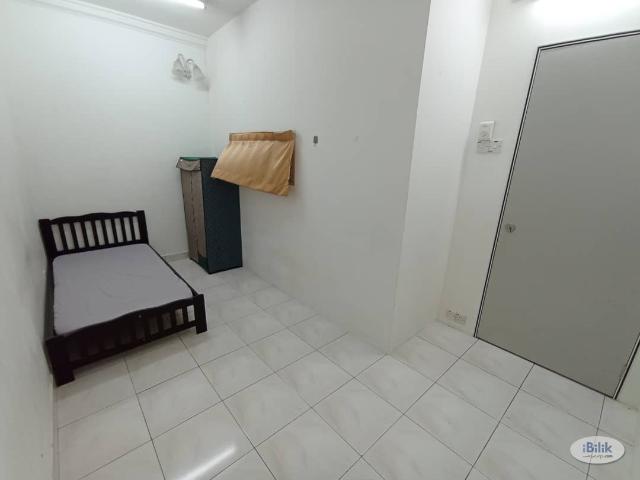 Single Room at Bandar Utama Near to One Utama, MRT Bandar Utama, 1 Power House, First Avenue, Centre Point, IKEA