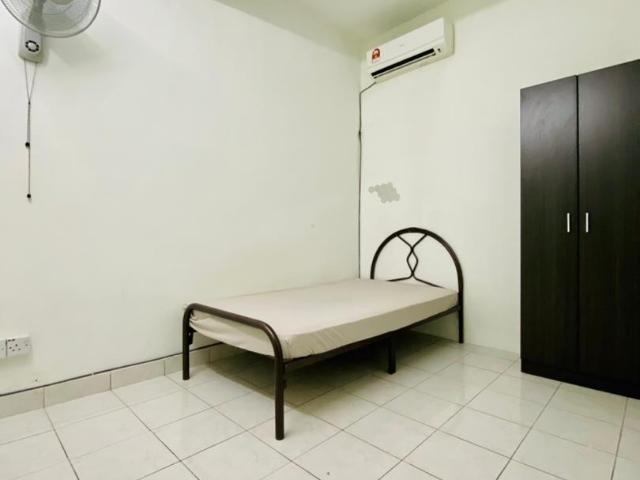 Single Room at Bandar Utama Near to One Utama, MRT Bandar Utama, 1 Power House, First Avenue, Centre Point, IKEA