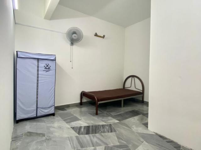 Single Room at Bandar Utama, Petaling Jaya