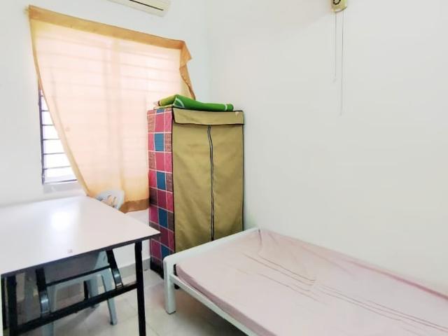 Single Room at Bukit Rimau, Shah Alam