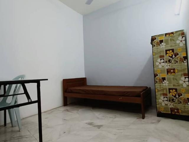 Single Room At Damansara UptownLocation Nearby 3 Damansara,Jaya Grocer,Damansara Utama,Damansara Kim