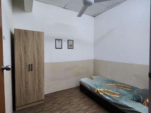Single Room at Larkin, Johor Bahru