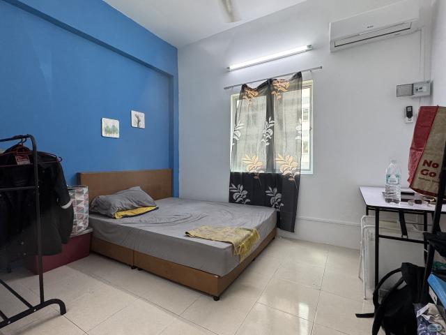 Single Room at Lumut, Perak