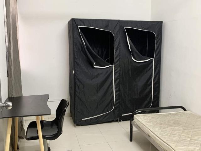 Single Room at Mentari Court 1, Bandar Sunway Free Wifi