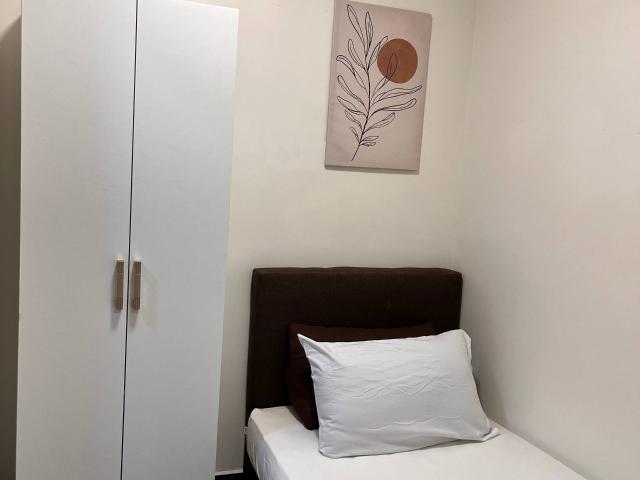 Single Room at Meta Residences Putra Permai, Seri Kembangan
