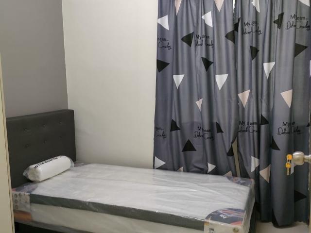 Single Room at OUG Parklane, Old Klang Road, Mid valley, Bangsar, Pavillion, mall, Bukit jalil, ioi mall, KLCC, TRX, APU, PJ, IMU, L