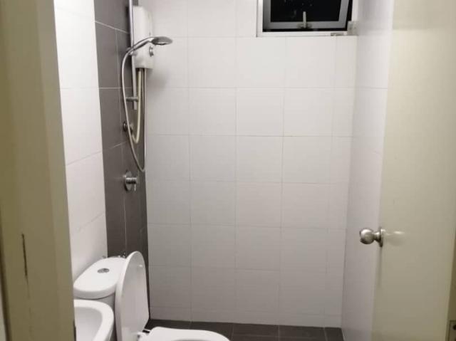 Single Room at Pacific Place, Ara Damansara