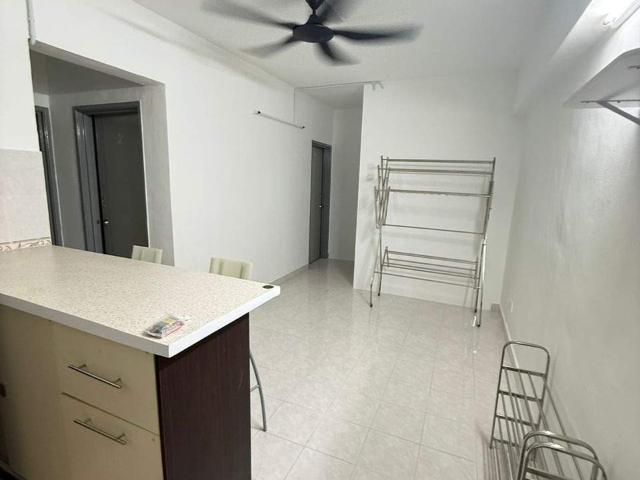 Single Room at Pelangi Damansara, Bandar Utama Male Unit