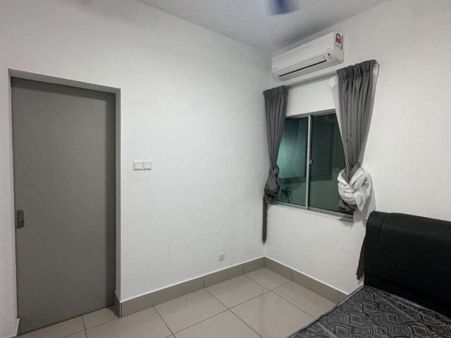 Single Room at Razak City Residence