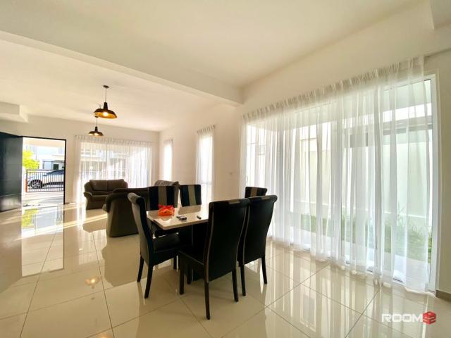 Single Room at Sendayan, Seremban, Bilik Sewa Seremban [Free Utility, ] Suriaman 3, Sendayan