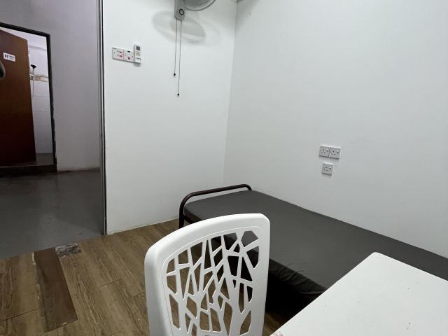 Single Room at SS2, Petaling Jaya