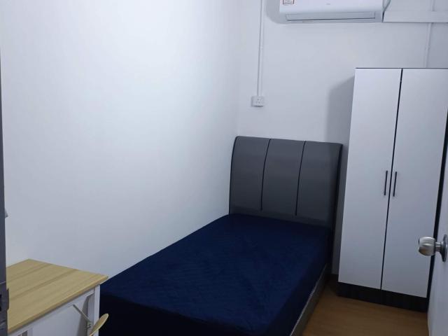 Single Room Available At Desa Indah Block 86