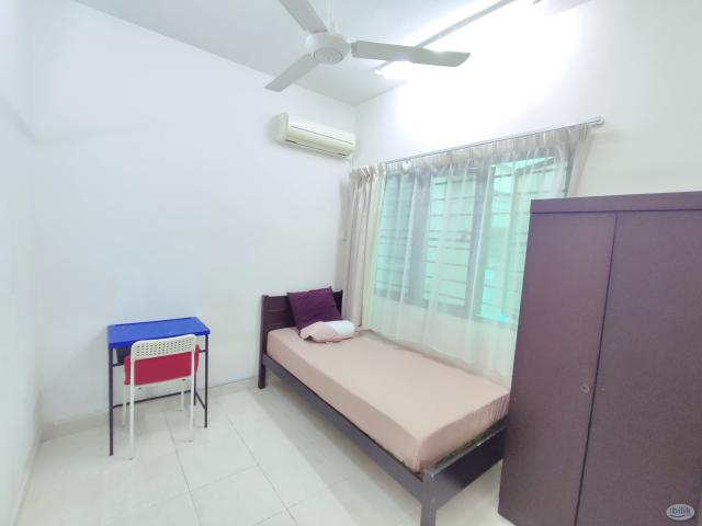 Single room available at pelangi utama