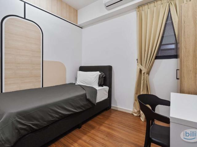 Single room, budget friendly for room near city center, fully furnished