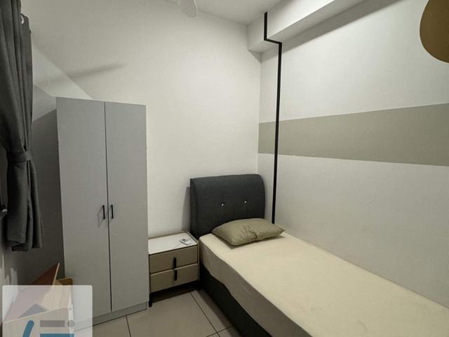Single room damasara perdana