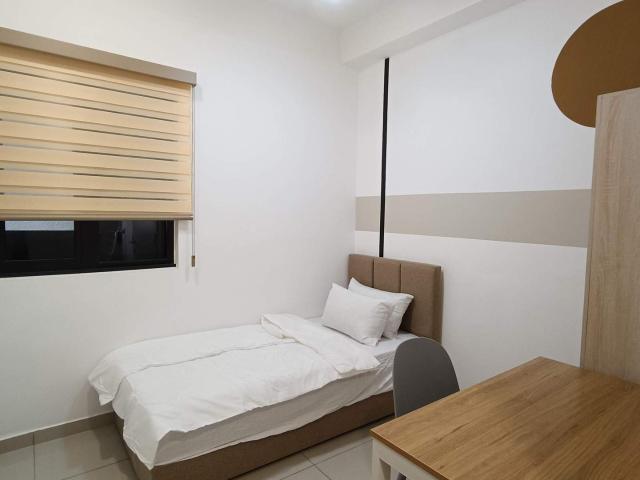 Single room easy to 1 utama