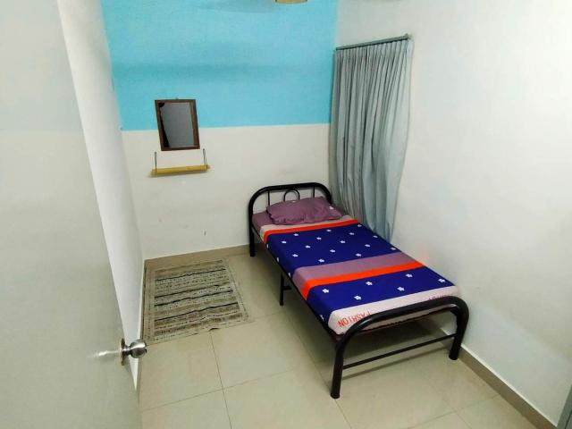 Single Room Female at Damansara Perdana, Petaling Jaya near KPJ2 IKEA 1Utama The Curve TTDI Empire City