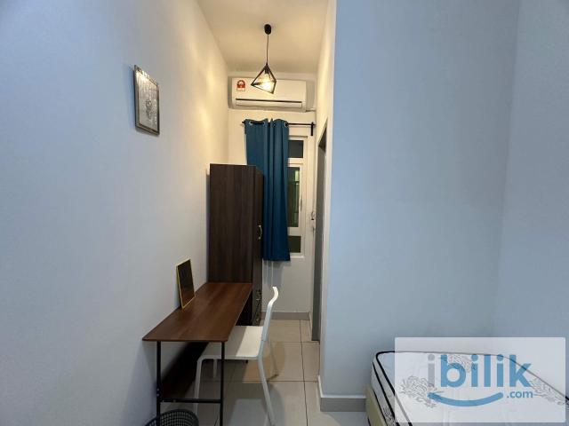 Single room female unit with private bathroom at TR residence