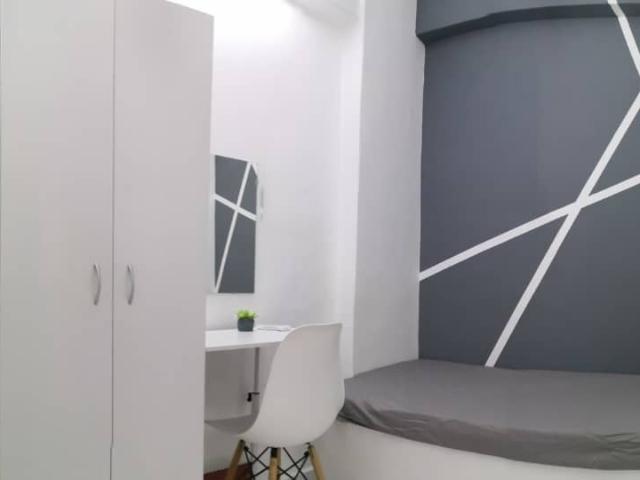 Single Room for Female Only