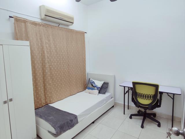 Single room for friendly tenant at ken 1 Damansara