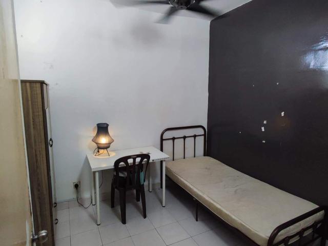 Single Room For Male at Mutiara Perdana