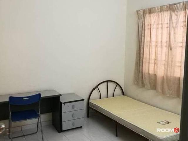 Single room for rent at Bandar Kinrara Bk5 Puchong ️ Make it emoji