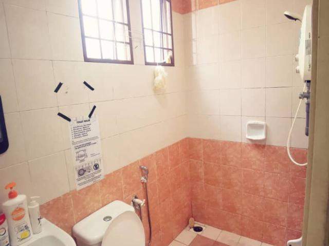 Single Room for Rent at Bukit Rahman Putra, Sungai Buloh Nearby Hospital Sungai Buloh